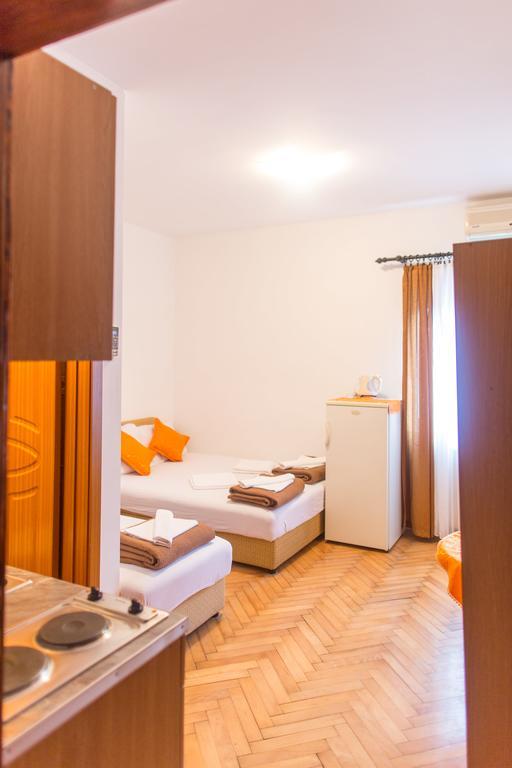 Guest House Vucicevic بودفا المظهر الخارجي الصورة