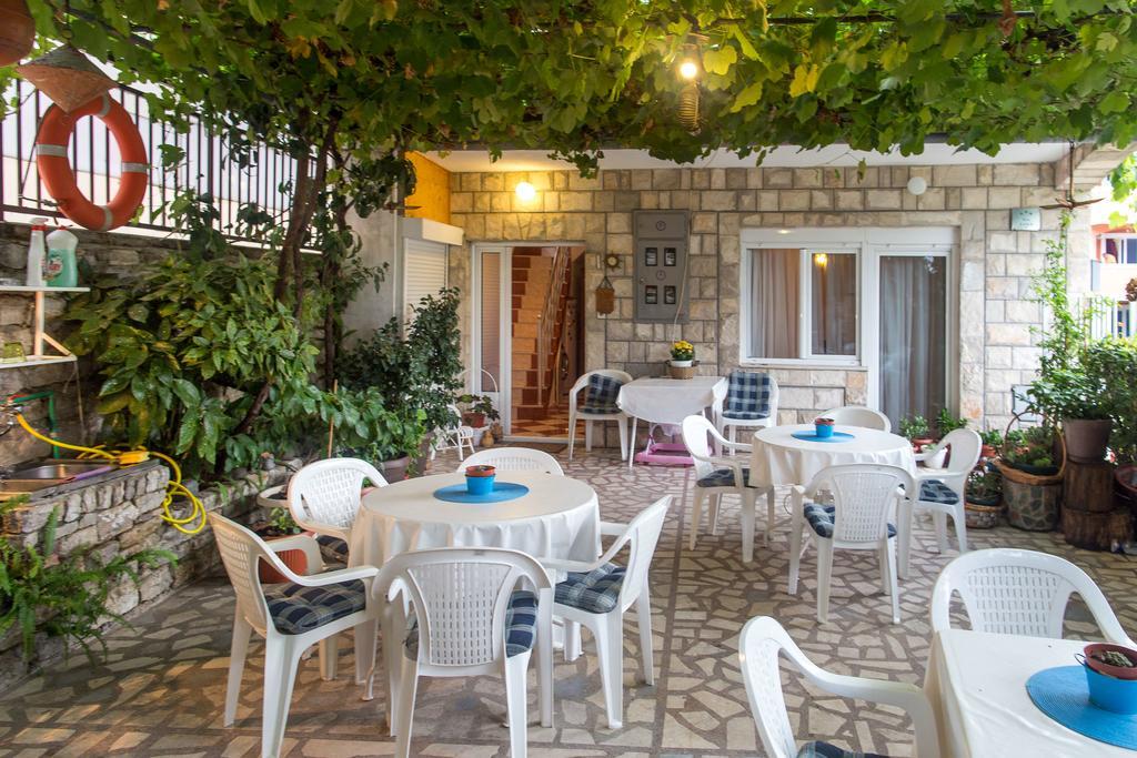 Guest House Vucicevic بودفا المظهر الخارجي الصورة
